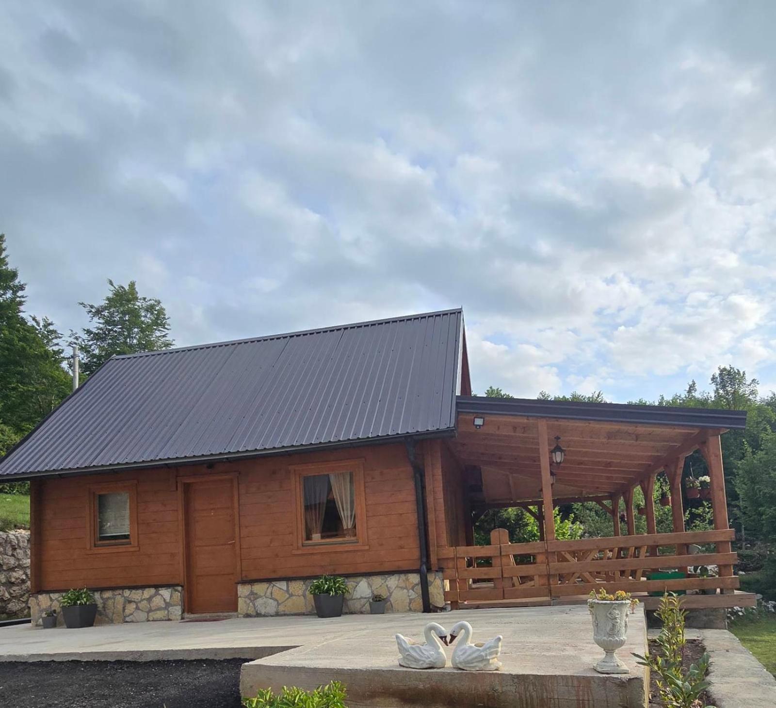 Ferienwohnung Oasis Of Peace Cetinje Exterior foto